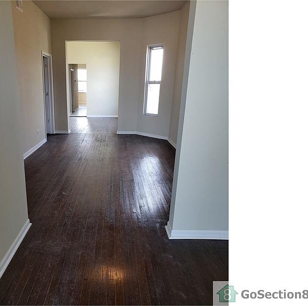 1st image of 7056 S Parnell Ave #3