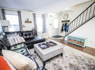 18 Minuteman Ct, Halfmoon, NY 12065