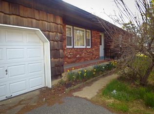 34 Cedar Tree Ln, Toms River, NJ 08753