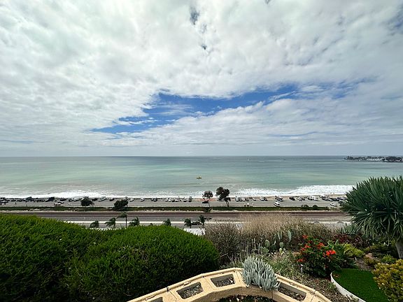 4th image of 34541 Camino Capistrano