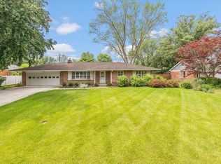647 Alwyne Rd, Carmel, IN 46032