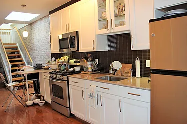 Rented by Doug McElhone LLC