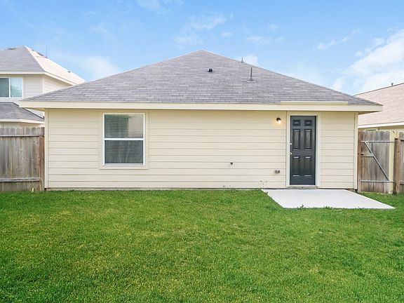 5th image of 3207 Atascocita Elm Dr