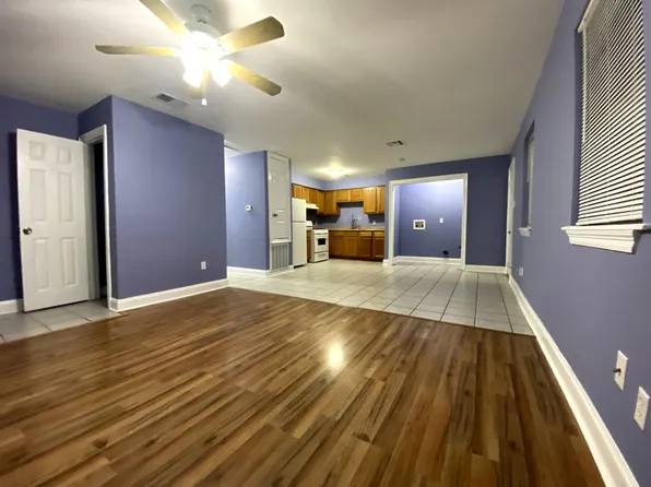 3565 Kings Dr, Chalmette, LA 70043