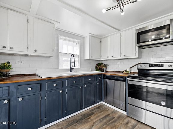 5th image of 813 N A St
