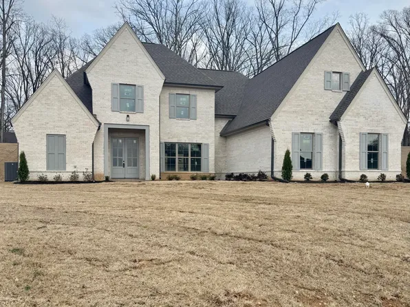 8593 Gwin Hollow Dr, Olive Branch, MS 38654