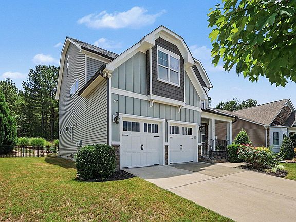 2nd image of 511 Bendemeer Ln