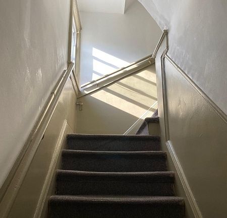 4th image of 185 Carolina Ave