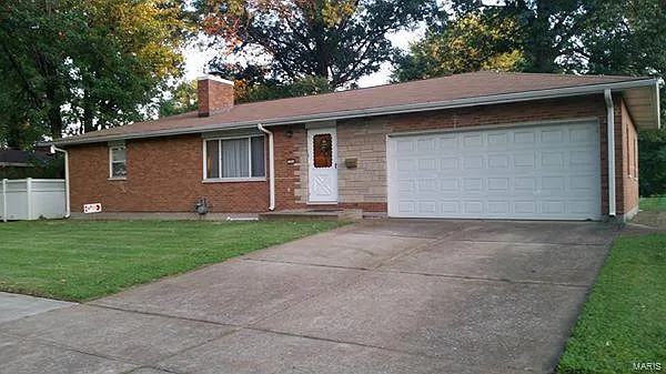 3204 Bradley St photo 1