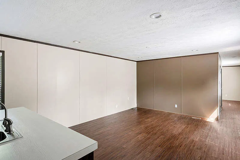 3 bed, 2.0 bath, 1216 sqft, $1,399 — Photo 4