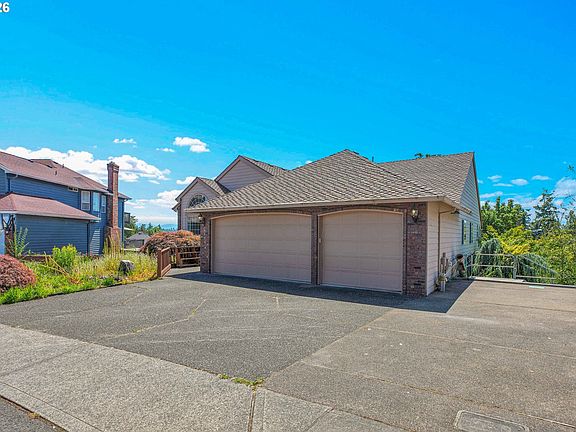 2nd image of 11826 SE Grand Vista Dr