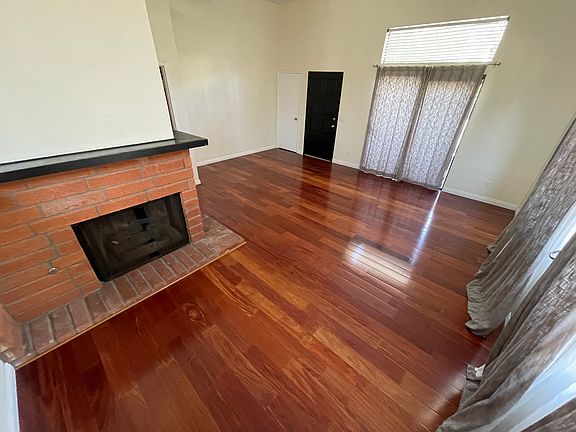 3rd image of 4004 Mahaila Ave Unit A