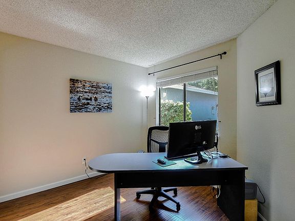 5th image of 4867 Indian River Ct