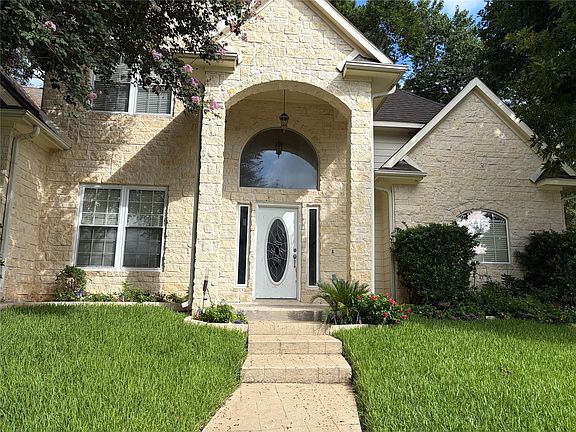 4th image of 13602 Sun Valley Ct