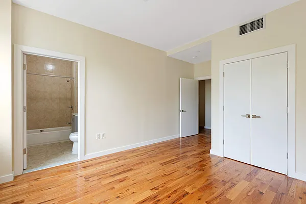 Rented by Compass | media 2