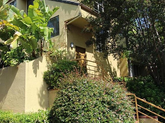 2nd image of 795 Magnolia Ave APT 1