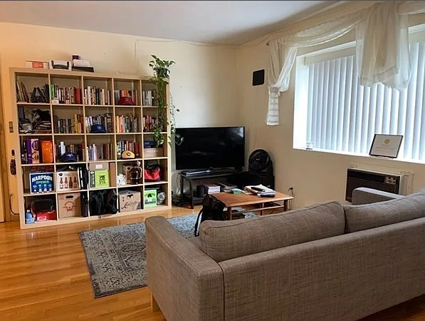 10 Scottfield Rd #14
