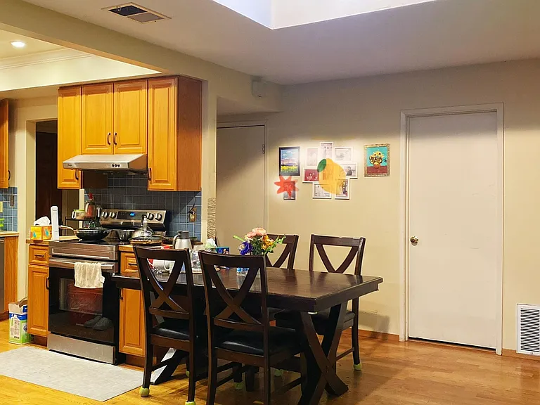 3090 Balmoral Dr — Photo 11