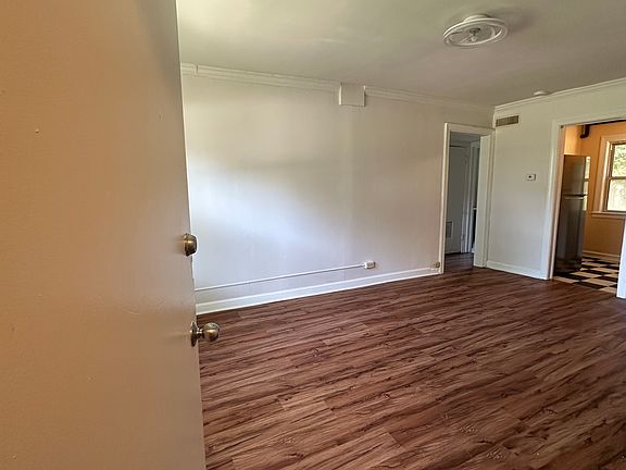 2nd image of 242 N Mayfield Ave #1E