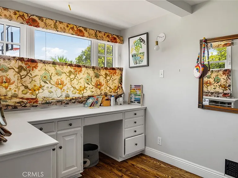 3704 Prestwick Dr — Photo 42