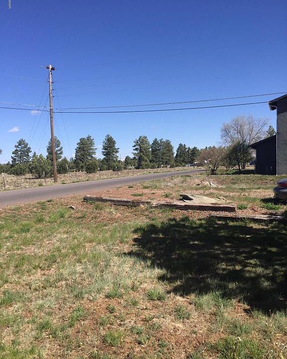 2nd image of 3176 Beaver Rd