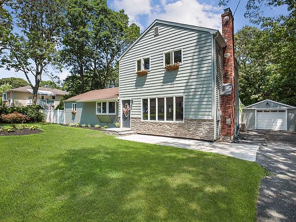 4th image of 103 Avenue A