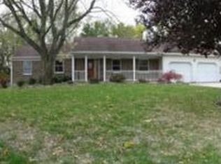 609 Woodland View Dr, Cincinnati, OH 45244