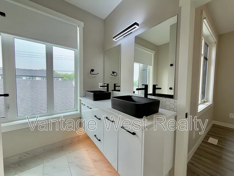800 Morrison Ave #3 — Photo 18