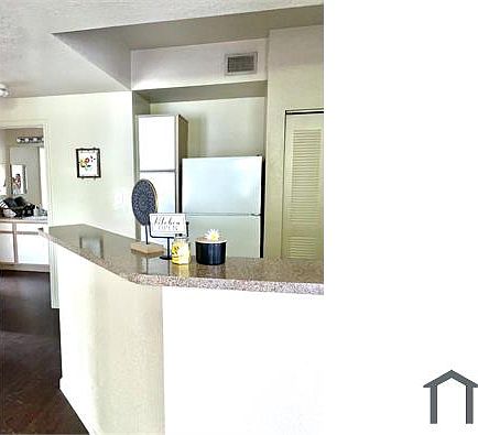 4th image of 5300 Jimmy Clay Dr #2704