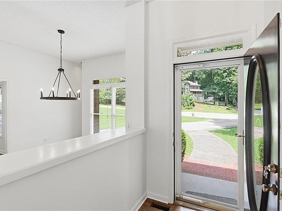 2nd image of 187 Cypress Dr