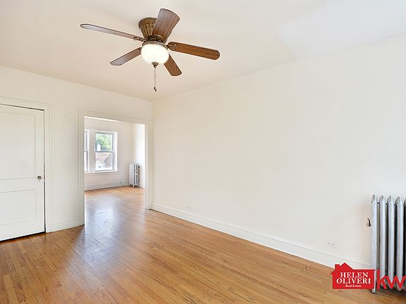 4th image of 3740 W Berteau Ave #3
