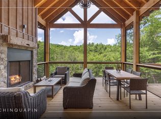 1086 Roaming Road, Glenville, NC 28736