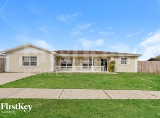 3810 Treadway Dr, Valrico, FL 33594