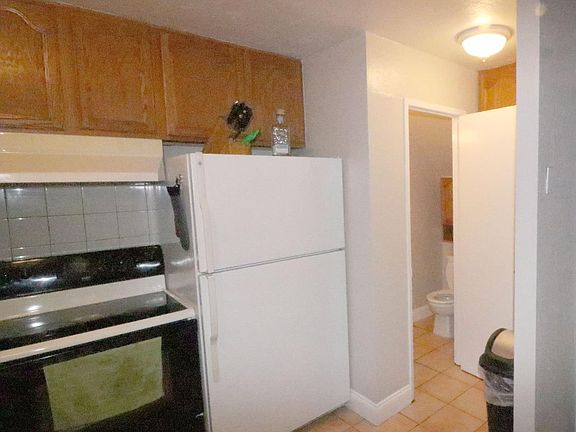 4th image of 467 Velasco Dr