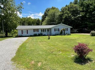 13400 Hope Ln, Benton, IL 62812