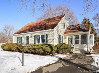 5 Hawthorne Rd, Newburyport, MA 01950