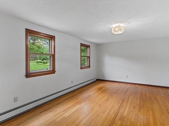 3rd image of 29 Rawson Hill Dr