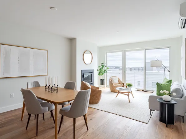 387 Commercial Street #615, Portland, ME 04101