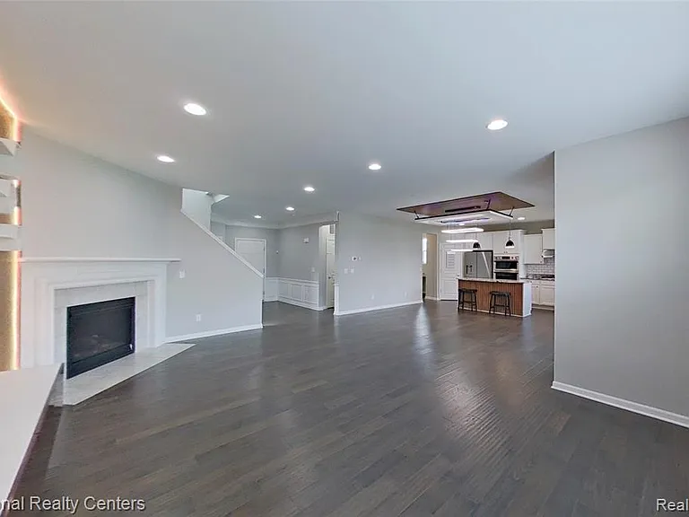 58180 Jonagold Ln — Photo 11