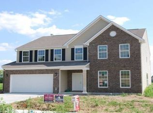 5973 Oakhaven Dr, Greenwood, IN 46142