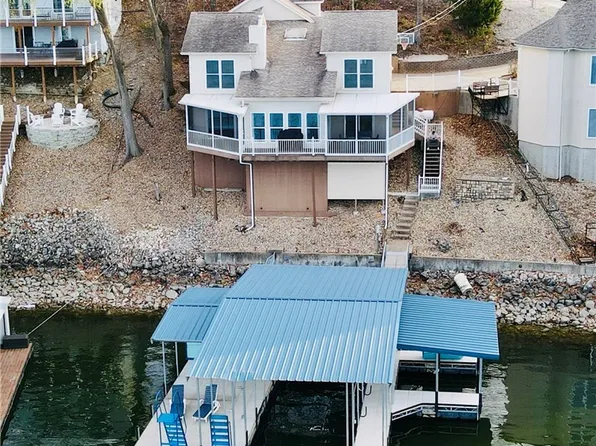 28 Ginger Point, Lake Ozark, MO 65049