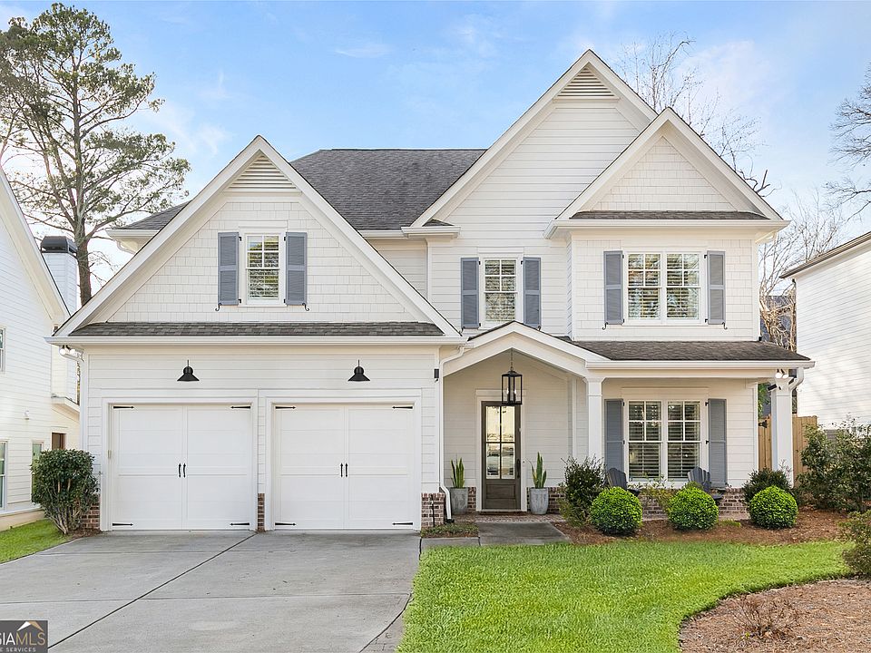 1st image of 2990 Surrey Ln