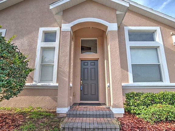 2nd image of 1435 Summergate Dr