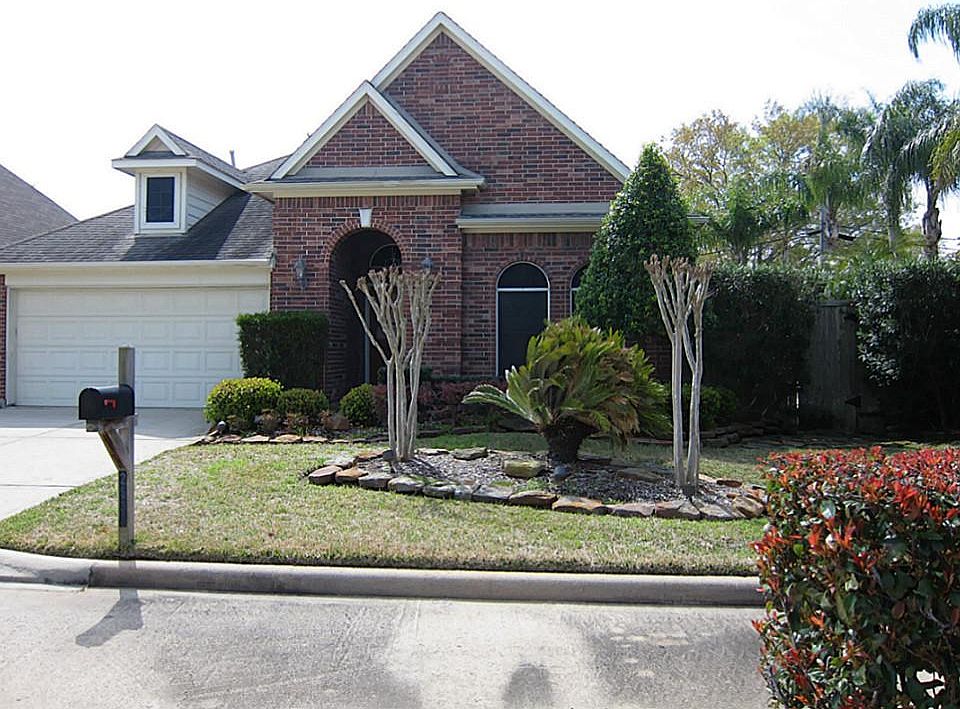 1st image of 2533 Lakeside Lndg