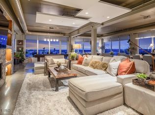 120 SW 5th St UNIT 902, Des Moines, IA 50309