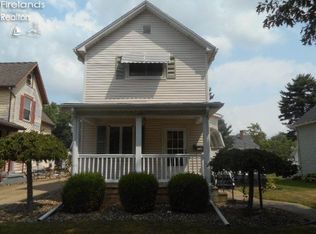 410 W Pearl St, Willard, OH 44890