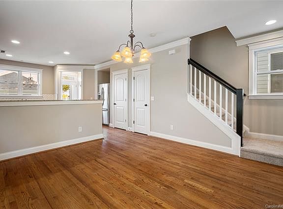 5th image of 1123 Assembly St