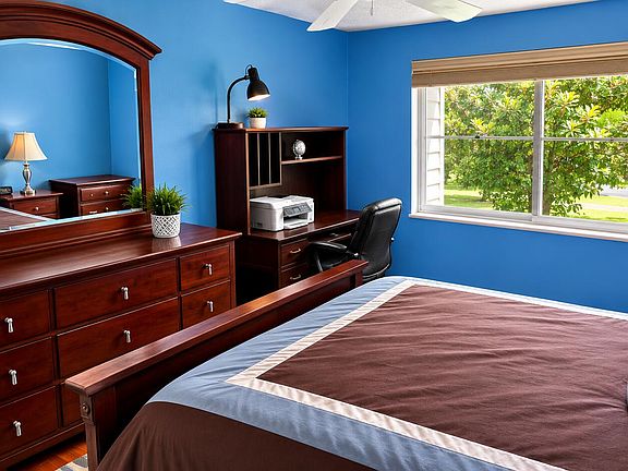 5th image of 2620 SW 22nd Avenue #1004