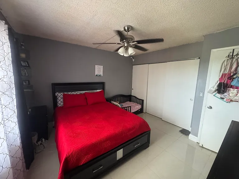 6575 W Oakland Park Blvd — Photo 10
