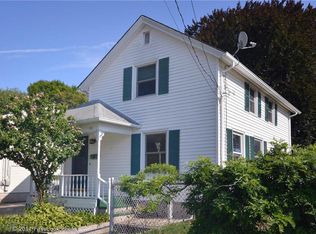 40 Sherman St, Riverside, RI 02915